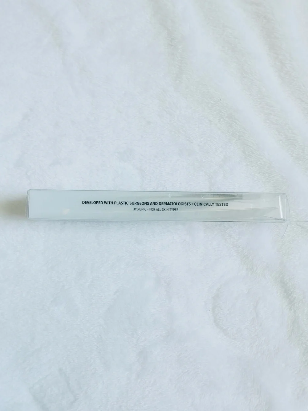 IT Cosmetics Heavenly Skin 2-In-1 Tap & Smooth Eye Cream Brush #706 - NIB